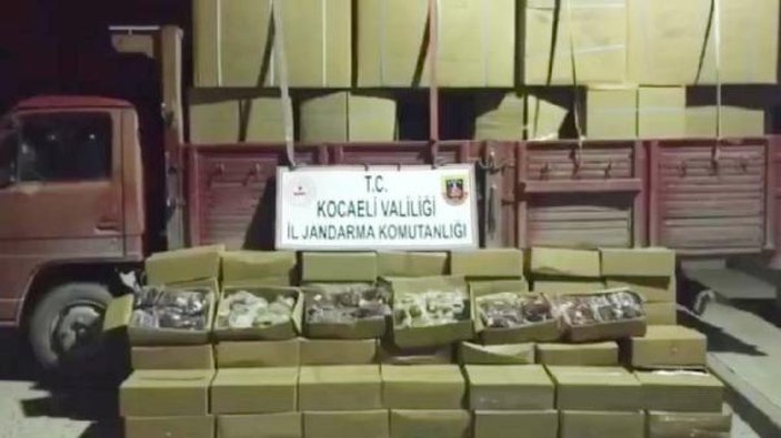 Kocaeli'de 5 ton 700 kilo kaçak tütüne el konuldu