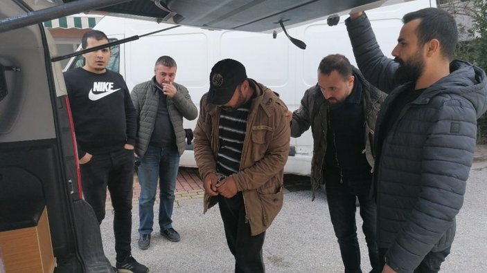 Antalya'da klima çalan hurdacıyı vatandaş yakaladı