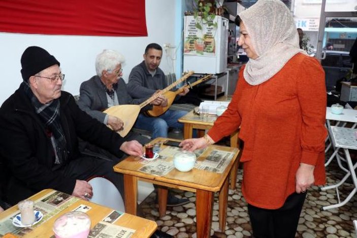 Kayseri'de 2 çocuk annesi, 5 yıldır çay ocağı işletiyor