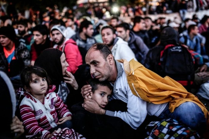 Bakan Soylu, sınırdan geçen göçmen sayısını açıkladı