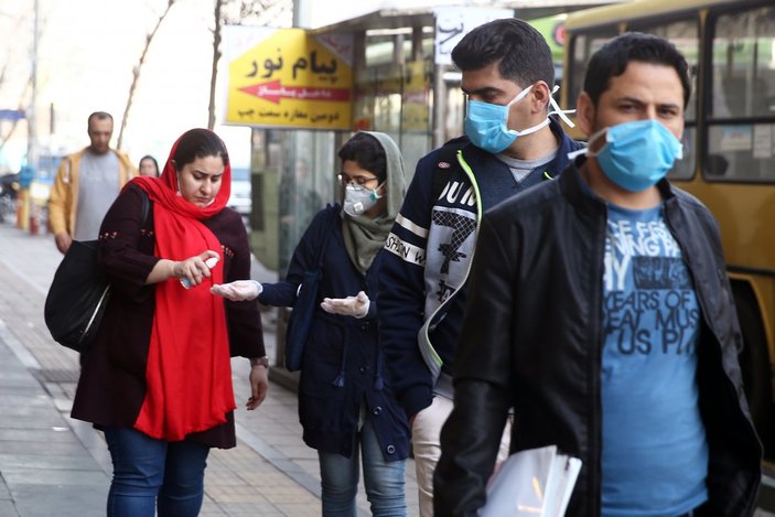 İran'da koronavirüsten ölenlerin sayısı 66 oldu