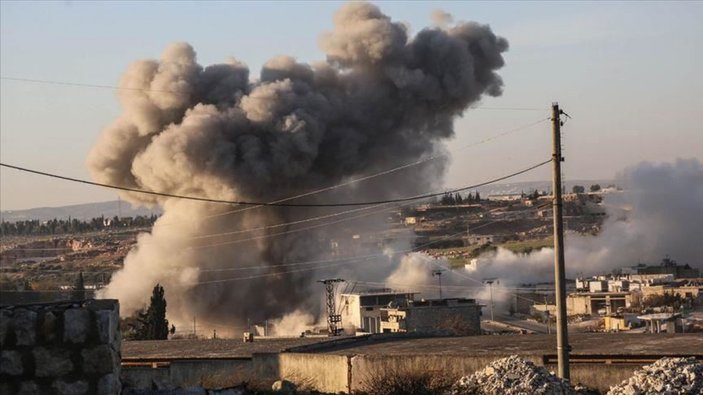 Rejim ve Rusya'dan İdlib'e saldırı: 12 sivil öldü
