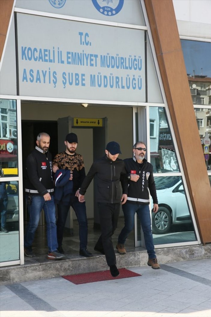 Kocaeli'de kıyafet çalan 6 kişi gözaltına alındı