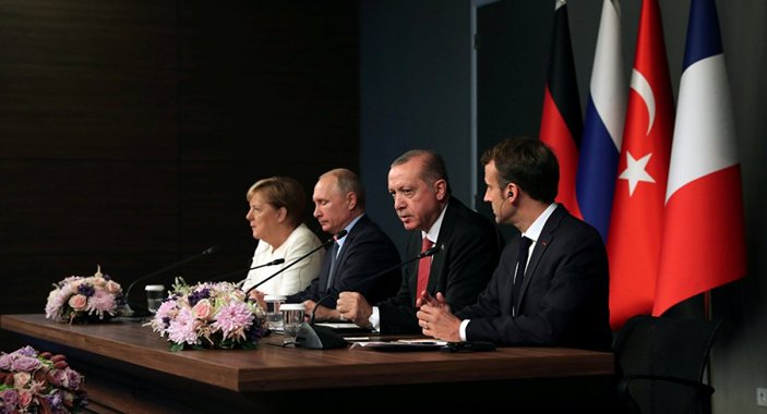 Merkel'den Suriye'de güvenli bölge önerisi