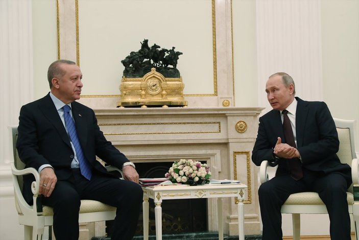 Putin Türk askerleri için başsağlığı diledi