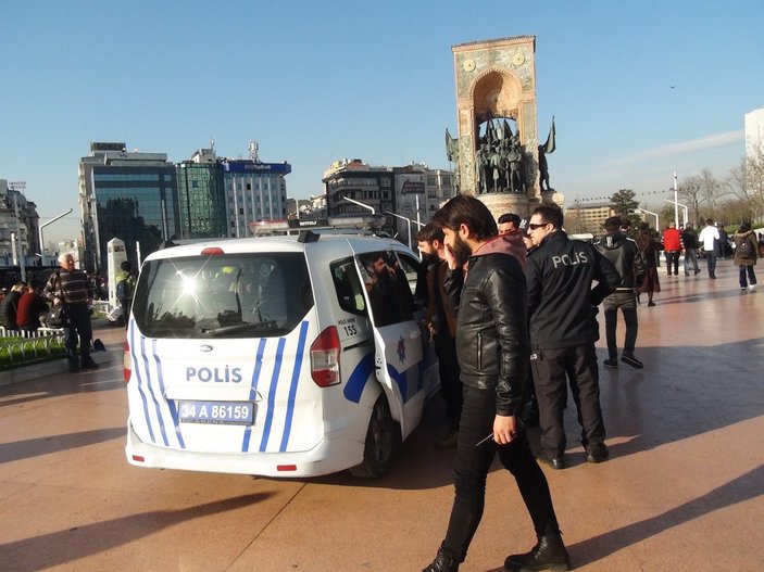 Taksim'de bir şüpheli taciz iddiasıyla gözaltına alındı