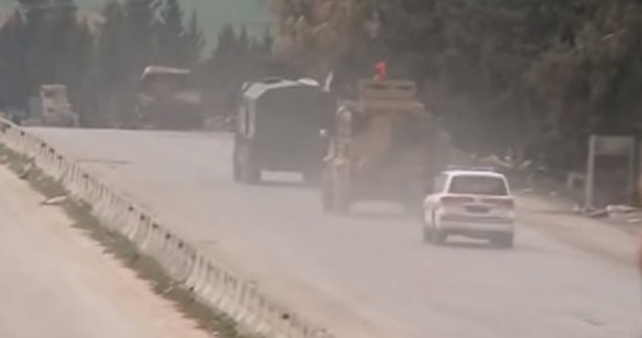 M4 karayolunda Rus-Türk askeri araçları görüldü