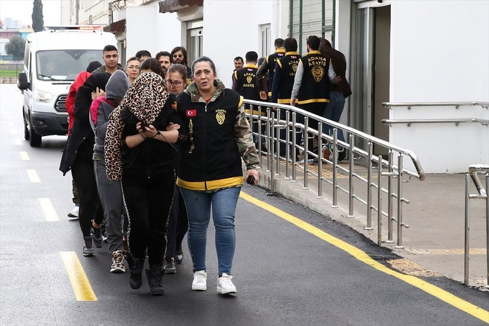Adana'da fuhuş operasyonu: 11 tutuklama