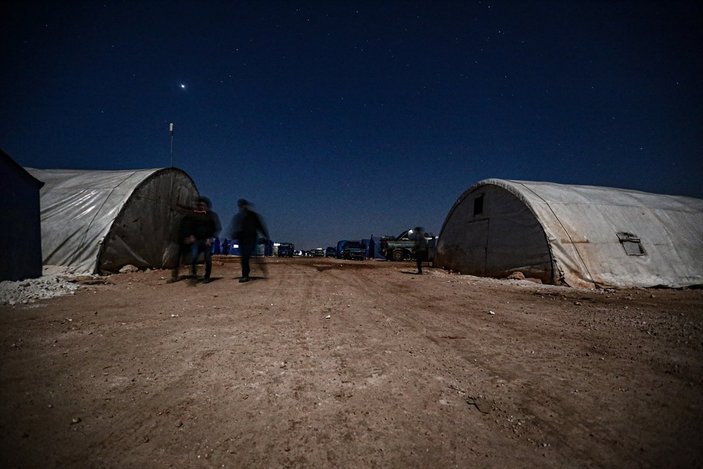 İdlib'deki kamplarda zorlu yaşam mücadelesi