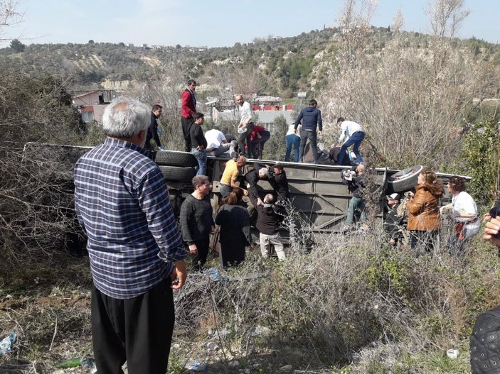 Osmaniye'de otobüs devrildi: 35 yaralı