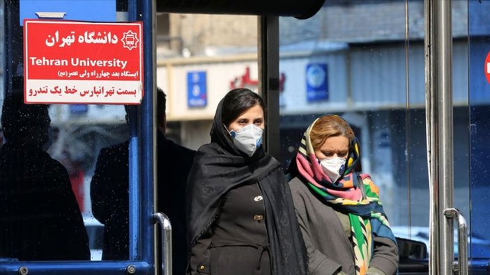 İran'da 13 sağlık çalışanı koronadan öldü