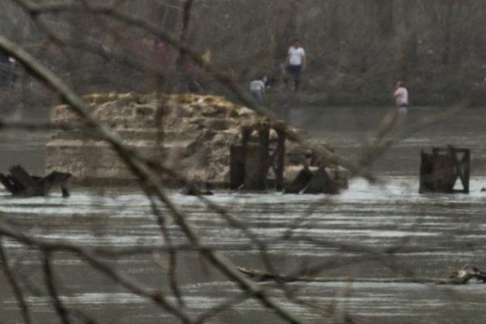Göçmenler, Meriç Nehri'nde yıkandı
