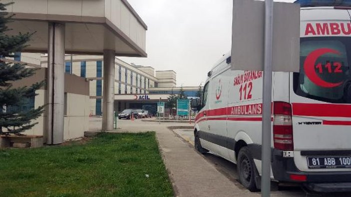 Düzce'de korona belirtisi görülen kızını hastaneden kaçırdı