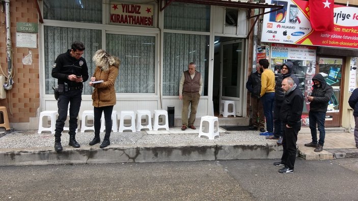 Bursa'da kahvede oturan adam tabancayla vuruldu
