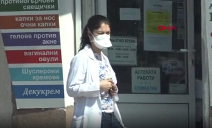 Bulgaristan'da sağlık görevlileri istifa ediyor