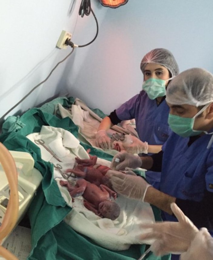 Mersin'de Suriyeli kadın altız bebek dünyaya getirdi