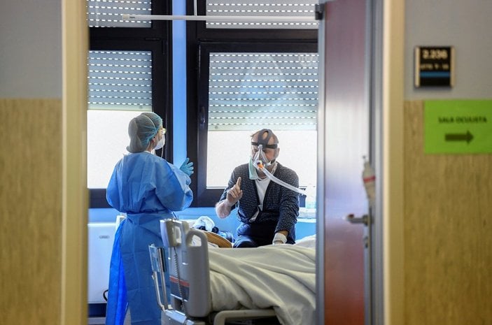 İtalyan doktor hastanelerdeki kritik durumu anlattı