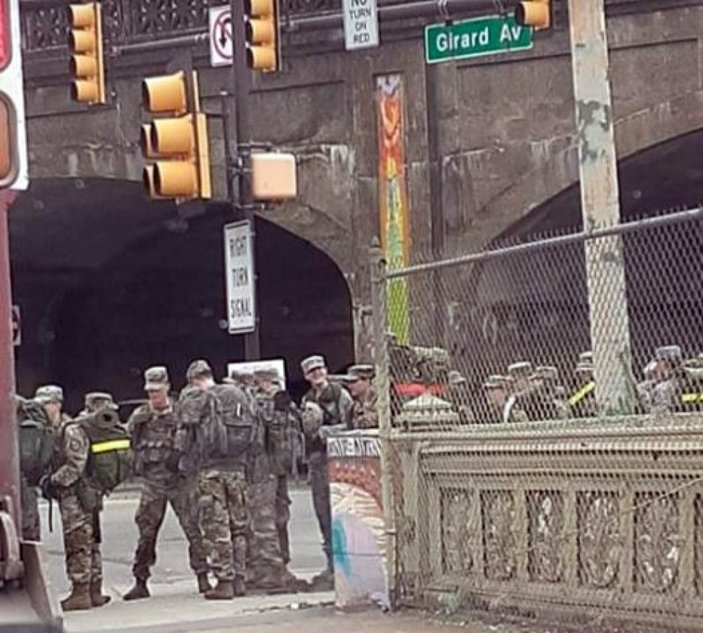 ABD Ordusu koronavirüse karşı New York sokaklarında