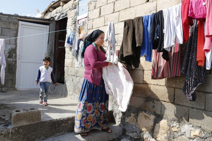 Siirt'te 9 nüfuslu aile yaşam mücadelesi veriyor