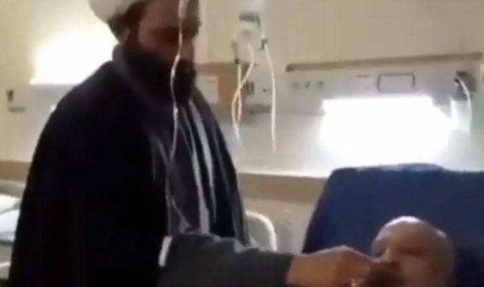 İran'da din adamlarından korona hastalarına kokulu tedavi
