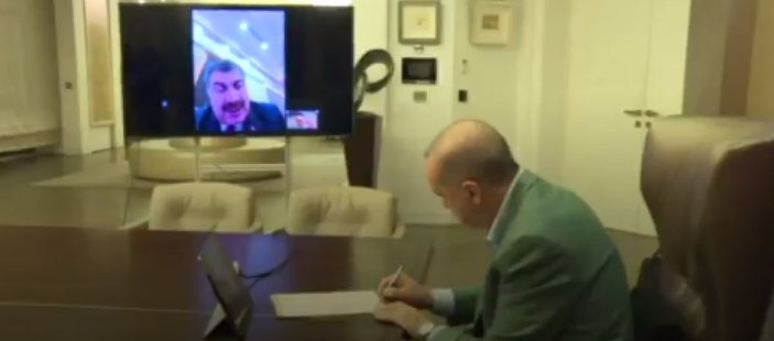 Erdoğan, bakanlarla telekonferans görüşmelerini paylaştı