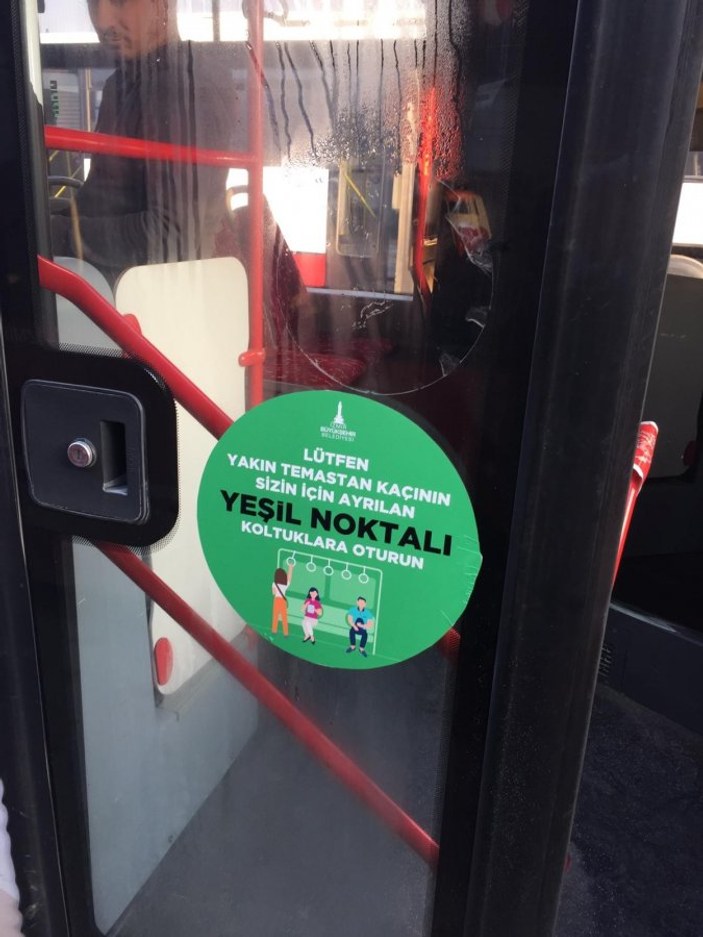 İzmir toplu ulaşımında 'yeşil koltuk' uygulaması