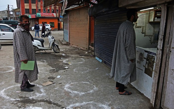 Cammu Keşmir'de koronavirüs kaynaklı ilk ölüm