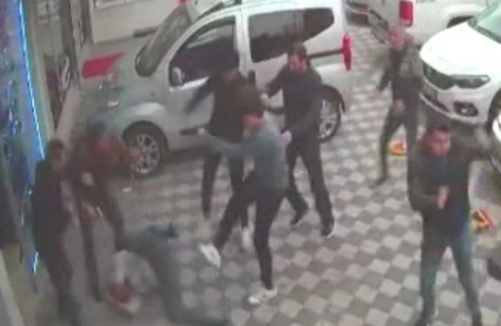 Ankara’da 12 kişiyle dükkan baskını