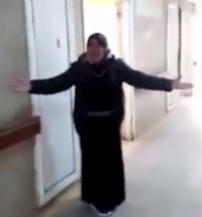 Mısır'da sağlık çalışanları hastaneden kaçtı