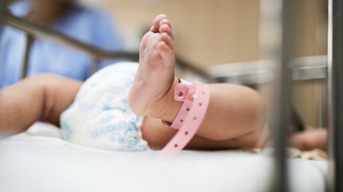 İran'da 35 günlük bebekte koronavirüs tespit edildi