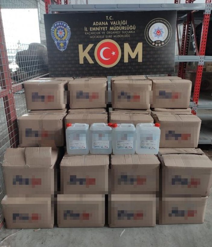 Adana'da, 1060 litre sahte dezenfektan ele geçirildi