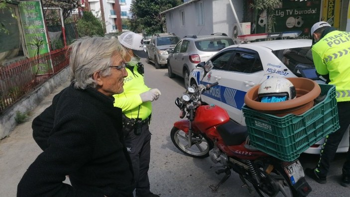 Antalya'da kask takmayan sürücüye 2 bin 893 lira ceza