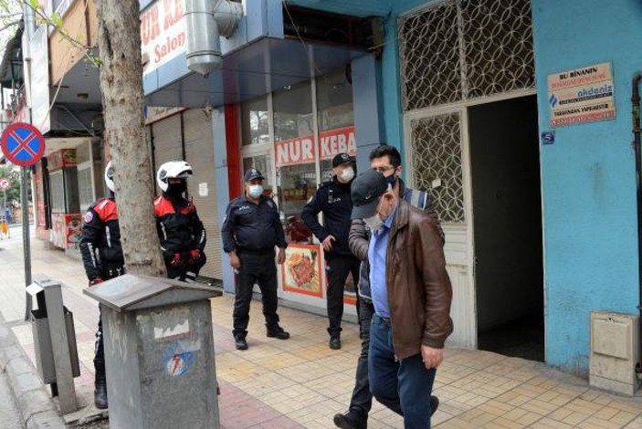 Kahramanmaraş'ta daireye kumarhane baskını düzenlendi