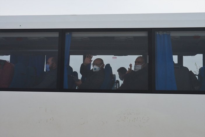 Cezayir'den gelenler Şanlıurfa'da yurda yerleştirildi