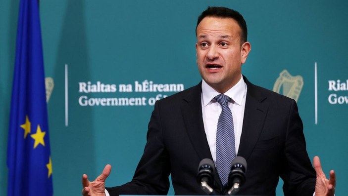 İrlanda Başbakanı, koronayla mücadelede doktorluk yapacak