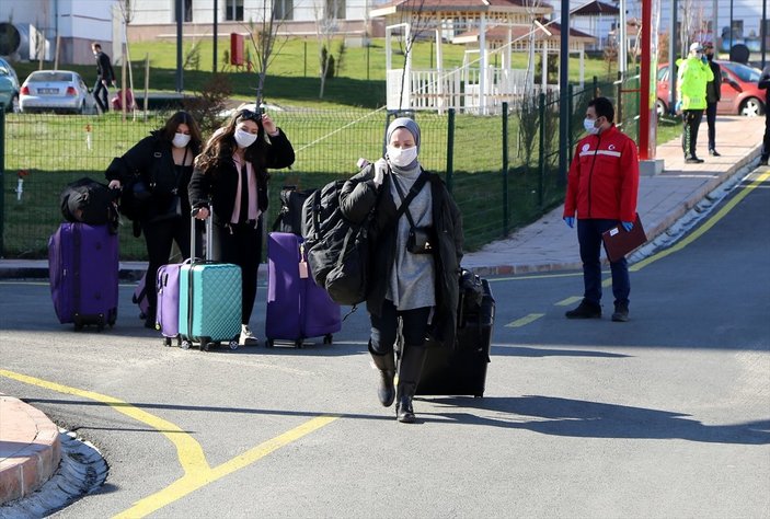 Karantinadan çıkan öğrencilerden teşekkür