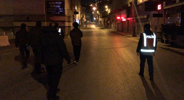İstanbul'da polis ekipleri, 21 yaşındaki genci yakaladı