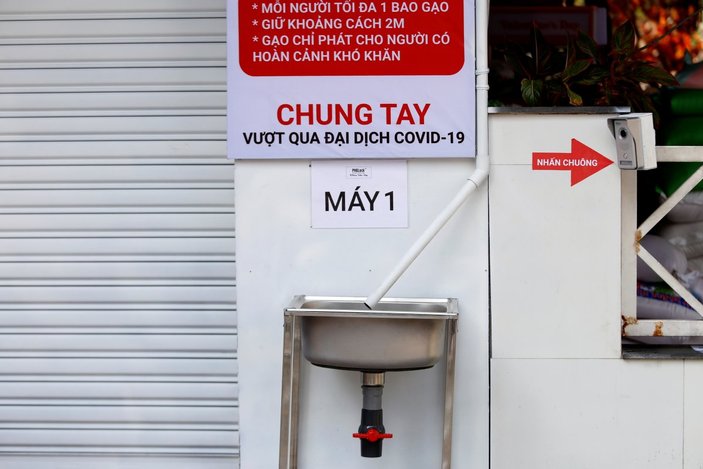 Vietnam'da 24 saat açık kalan pirinç ATM'si yapıldı