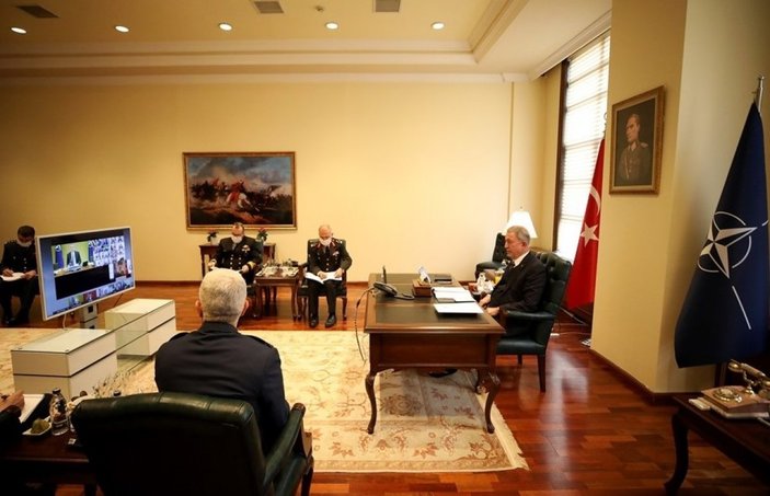 Milli Savunma Bakanı Akar, NATO toplantısına katıldı