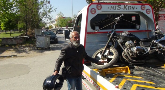 Antalya'da yaşlı adam, alkollü bir şekilde kaza yaptı