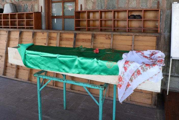 Rize'de öldürülen Gamze Pala defnedildi