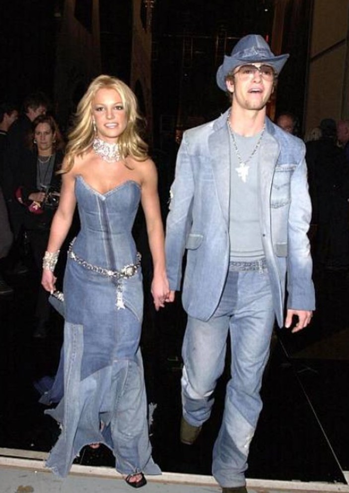 Britney Spears, Justin Timberlake'in şarkısıyla dans etti
