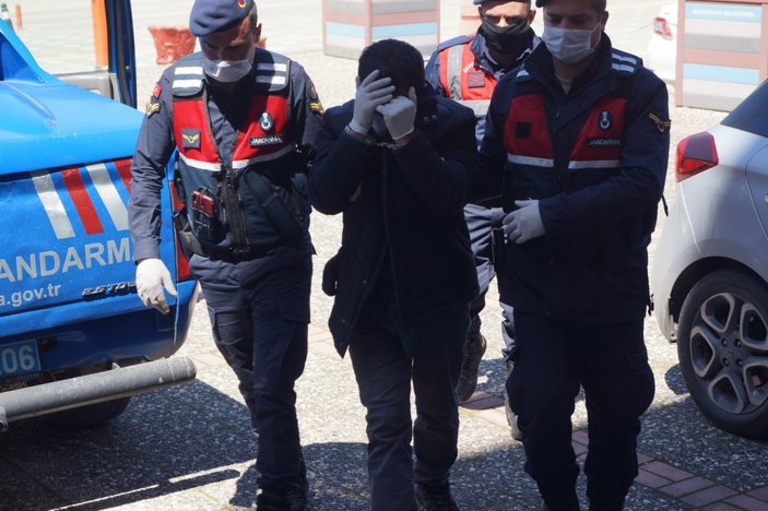 Bursa'da bir kişinin cesedi çuvala konup yol kenarına atıldı
