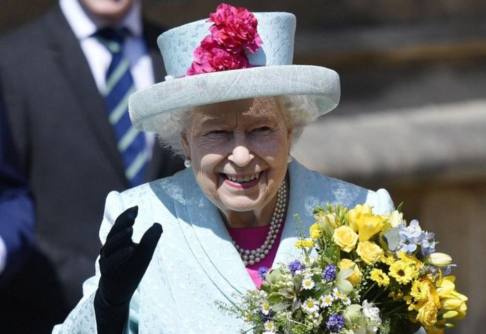 Kraliçe Elizabeth, 94'üncü yaşını internetten kutlayacak