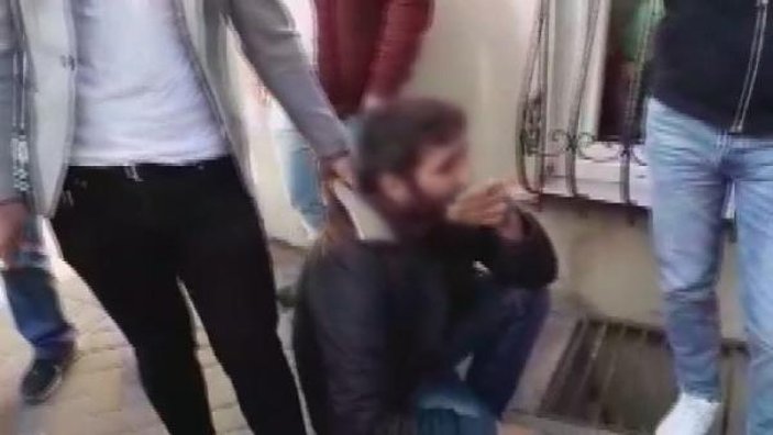 Sultangazi'de kapkaç yapan hırsızı, vatandaşlar yakaladı