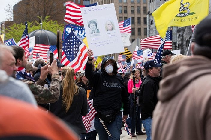 ABD'de silahlı karantina protestosu