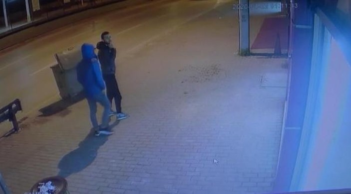 Bursa'da fırındaki hırsızlık kamerada
