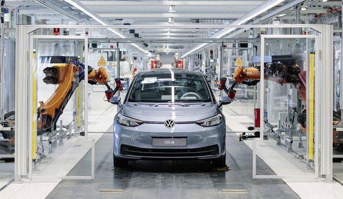 Volkswagen'in Avrupa'daki en büyük fabrikası kapılarını açtı