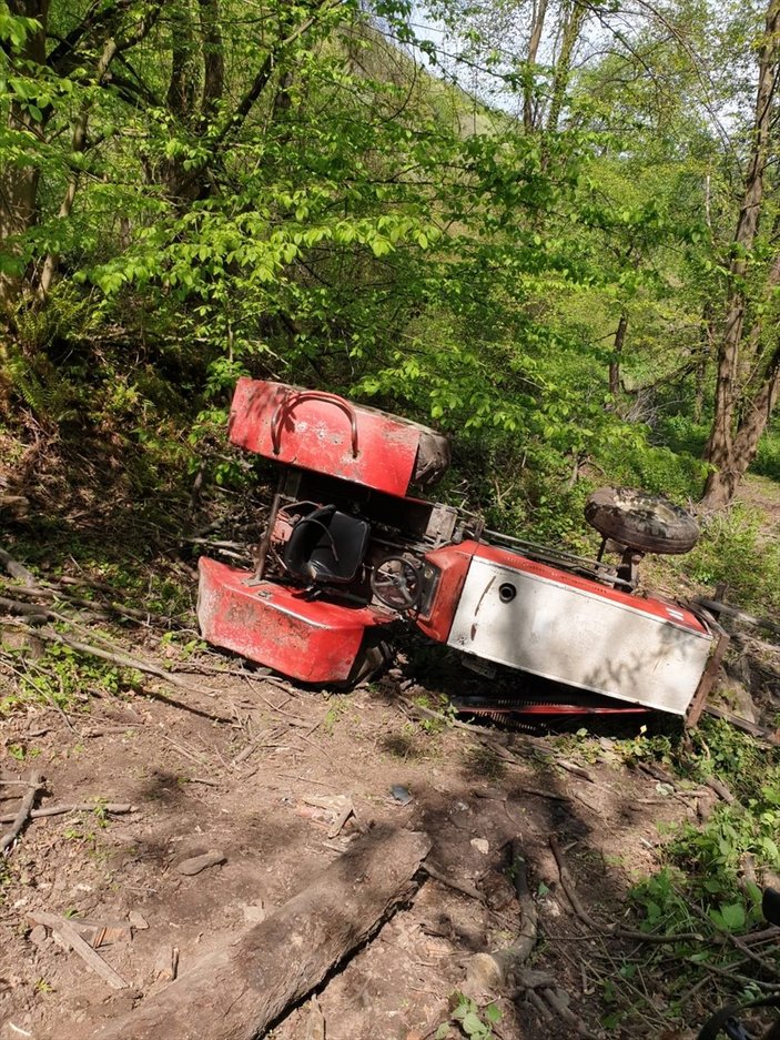 Sakarya'da traktör devrildi: 1 ölü, 1 yaralı