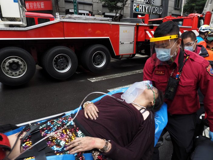 Tayvan'da barda yangın çıktı: 5 ölü, 49 yaralı